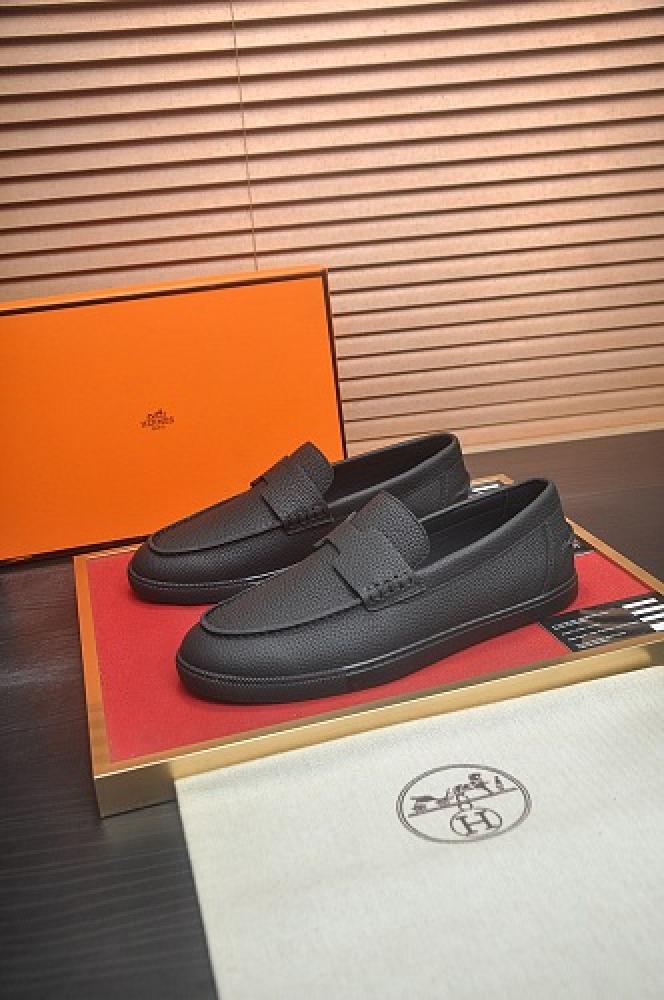 حذاء هيرمس Hermès Suede Loafer