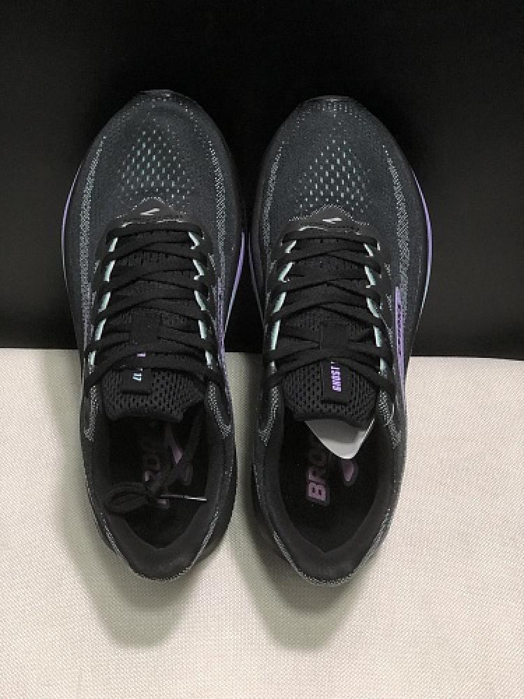 حذاء بروكس Brooks Ghost 17