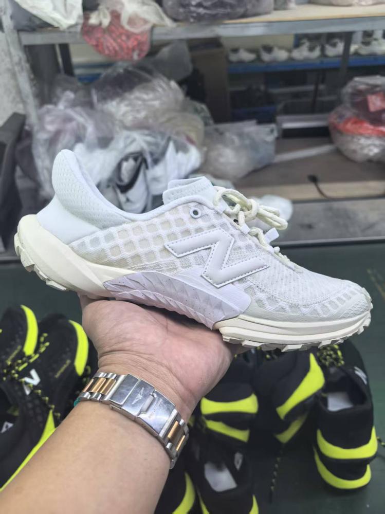 حذاء نيو بالانس | New Balance Minimus Trail