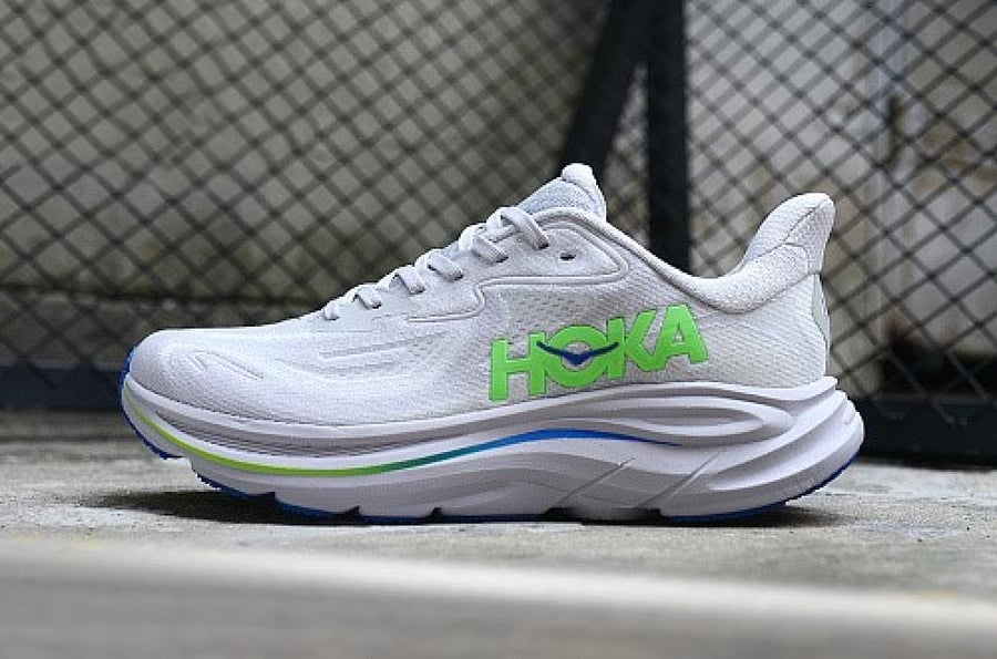 حذاء HOKA Clifton 10