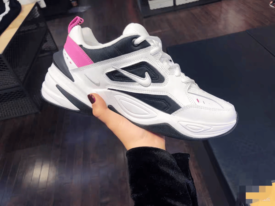 حذاء Nike Tekno