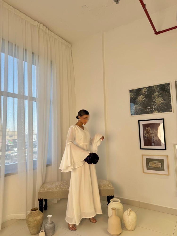 فساتين نسائية