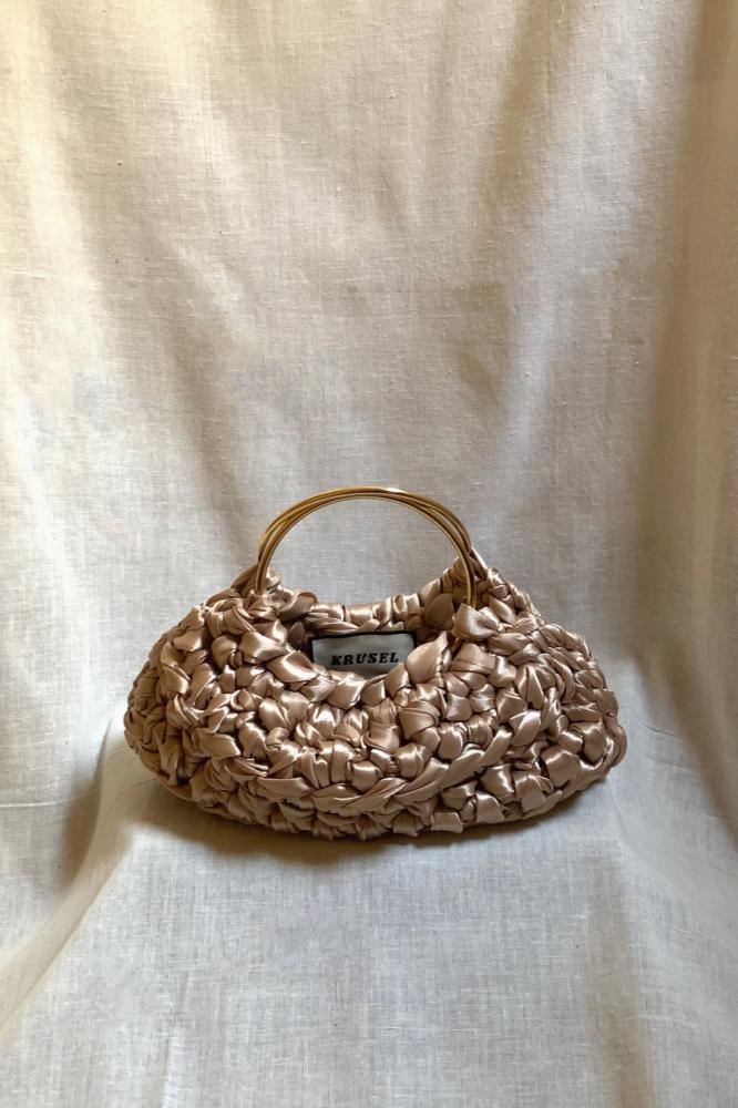 Champagne beige - satin