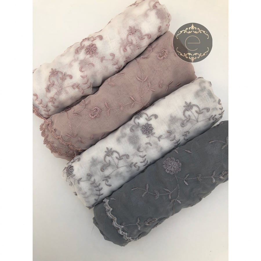 طرحة بوال بتطريز (طبقة واحدة) (الرجاء تحديد اللون المطلوب)