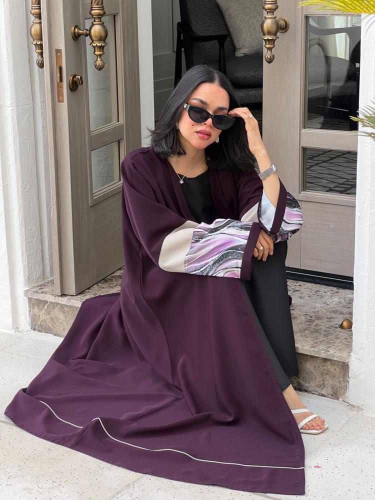 Abaya (Reham), ceramic crepe, half cloche