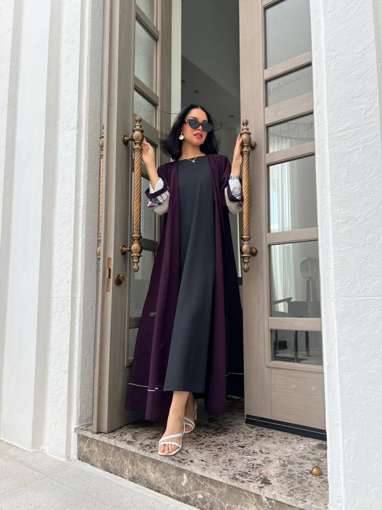 Abaya (Reham), ceramic crepe, half cloche