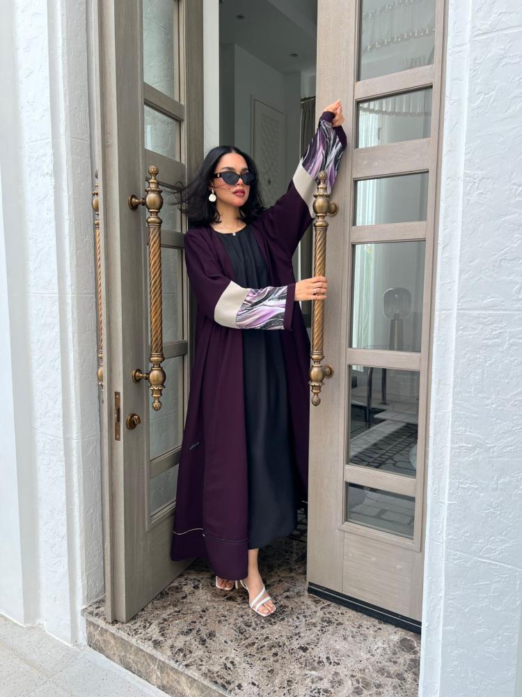 Abaya (Reham), ceramic crepe, half cloche