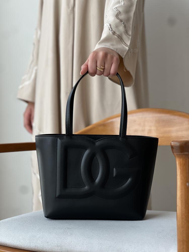دولتشي |  Shopping DG logo small