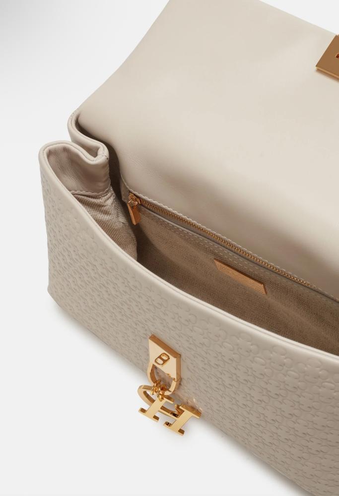 كارولينا هيريرا | CAMELOT | MEDIUM SHOULDER BAG