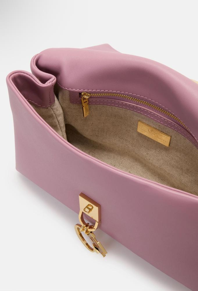 كارولينا هيريرا | CAMELOT | MEDIUM SHOULDER BAG
