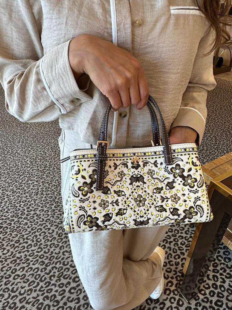 توري برتش | Tory burch