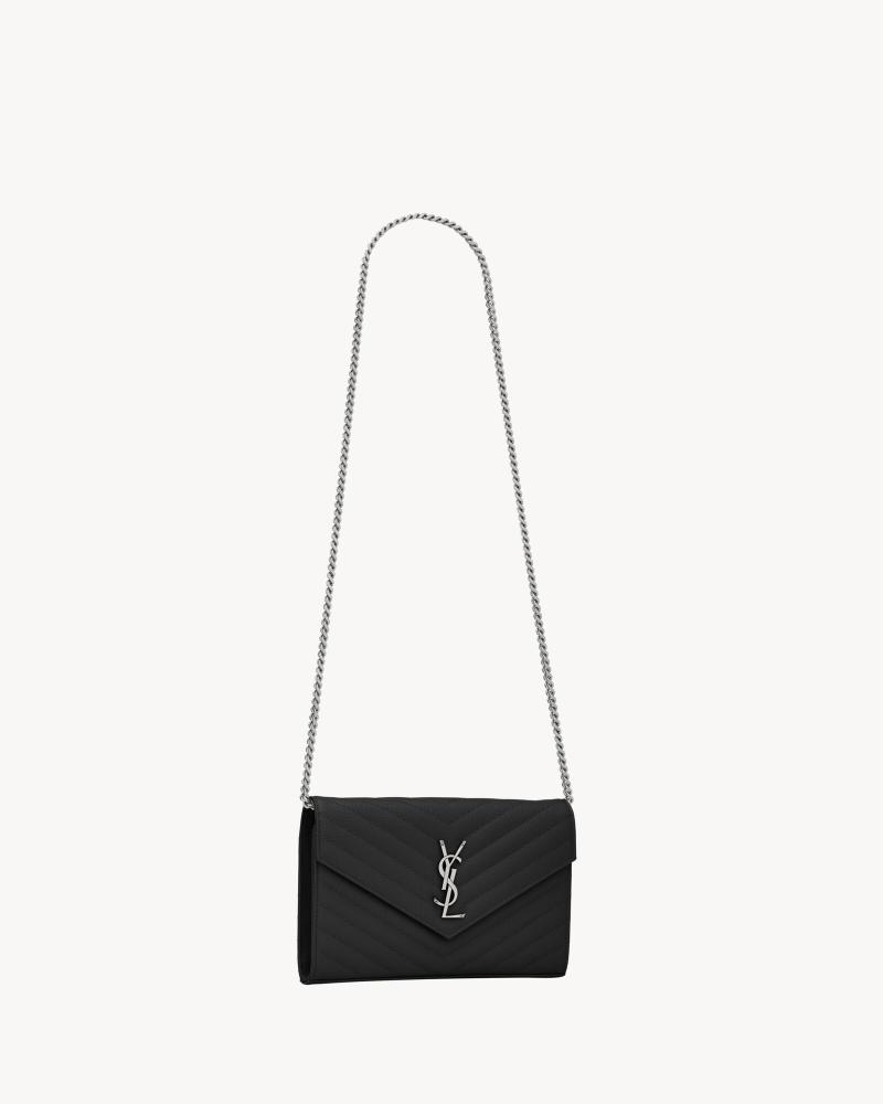 pochette con catena cassandre classica in pelle grain de poudre BLACK