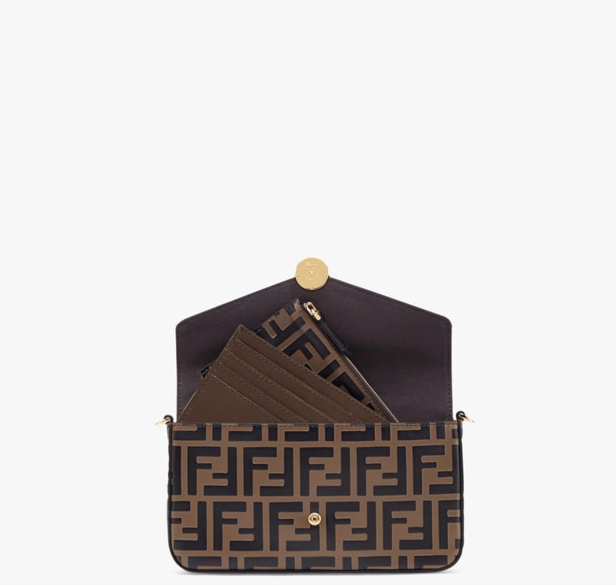 فندي | Wallet On Chain With Pouches