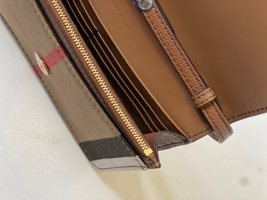 بيربري | Burberry
