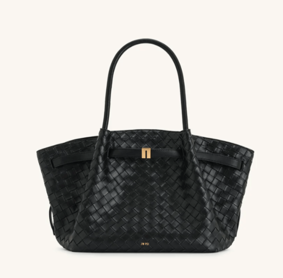 black tote bag