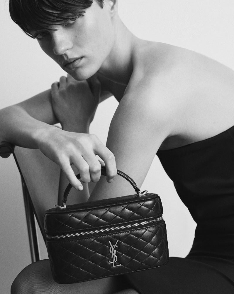 gaby vanity bag in lambskin BLACK