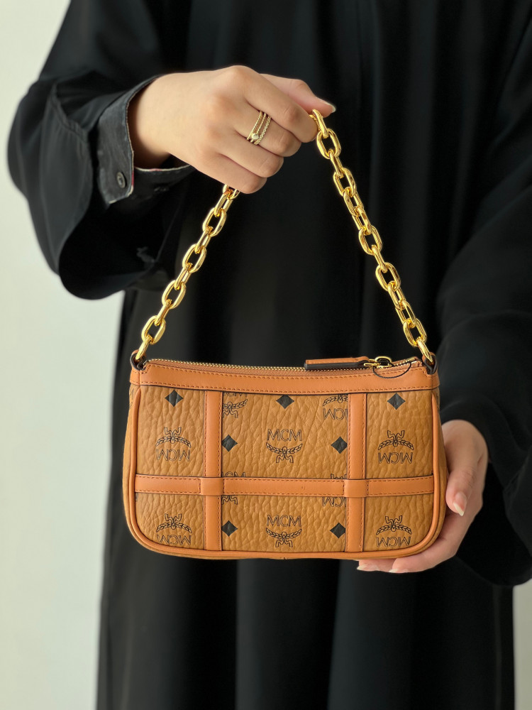 MCM | Aren Shoulder Bag in Visetos