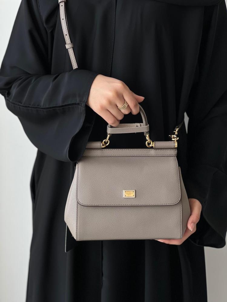 دولتشي اند قابانا | Small dauphine leather Sicily bag