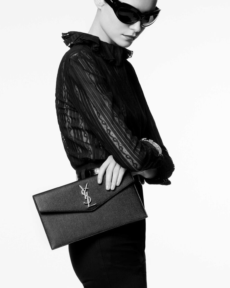 سان لوران | UPTOWN POUCH IN CROCODILE EMBOSSED SHINY LEATHER