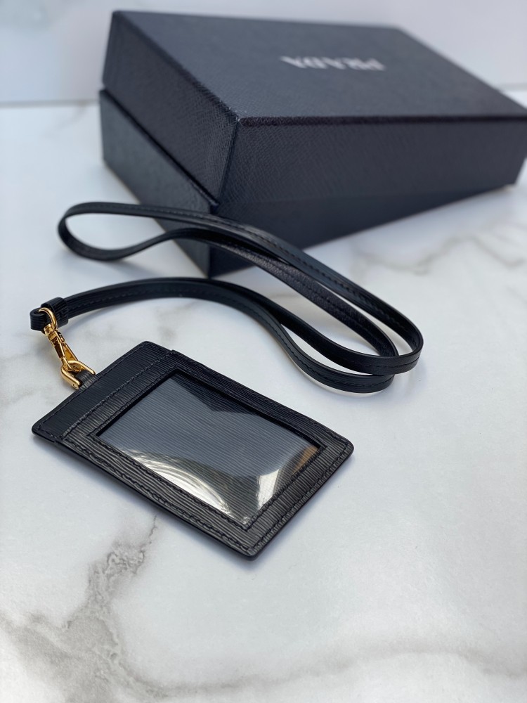 برادا | PRADA ID holder