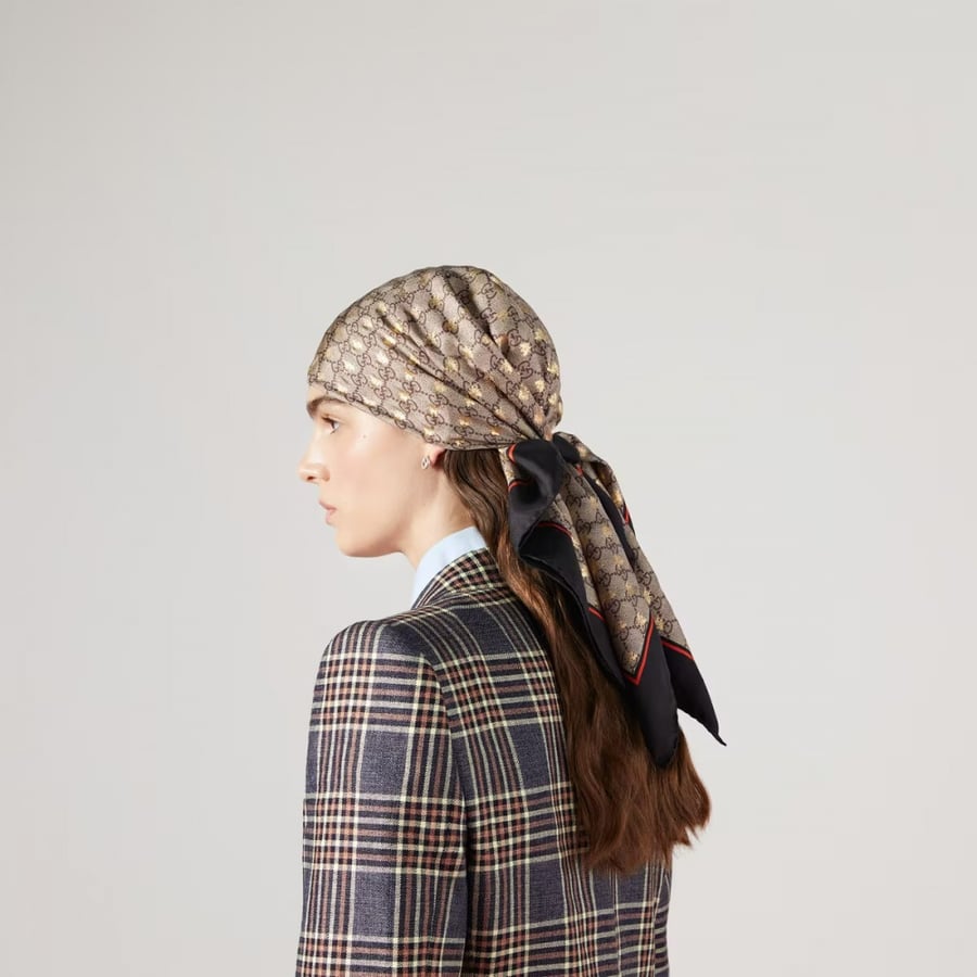 قوتشي | GG bees silk scarf
