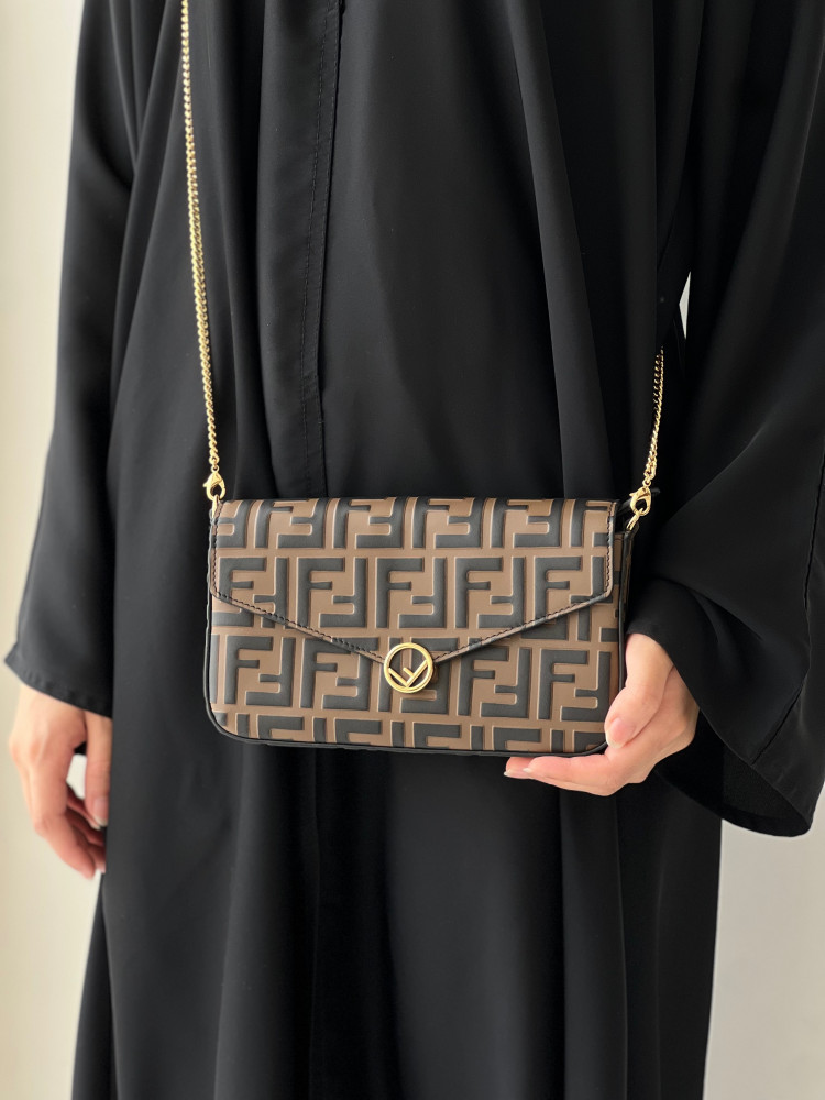 فندي | Wallet On Chain With Pouches