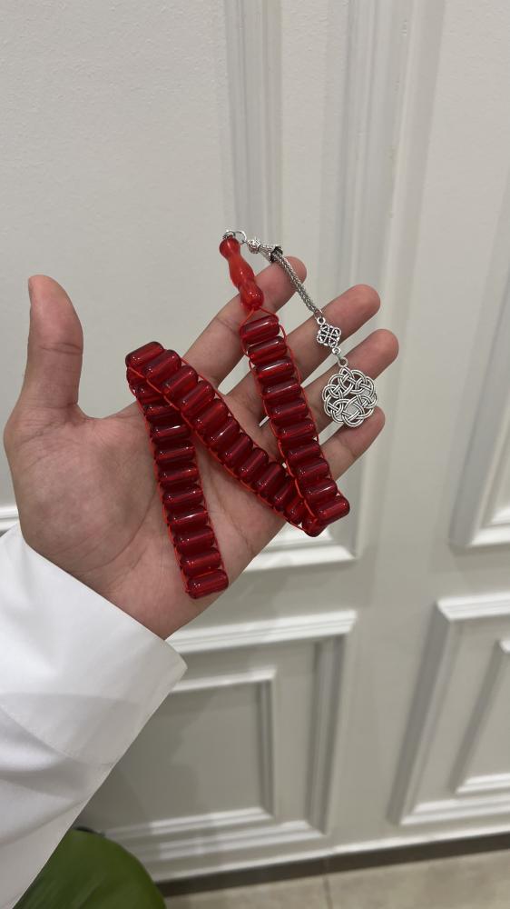 يوناني احمر