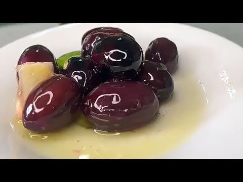 زيتون اسود فاخر