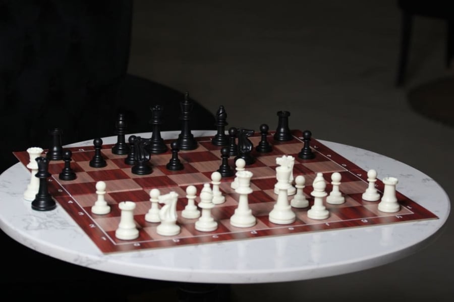 Folding Chess Board with Pieces