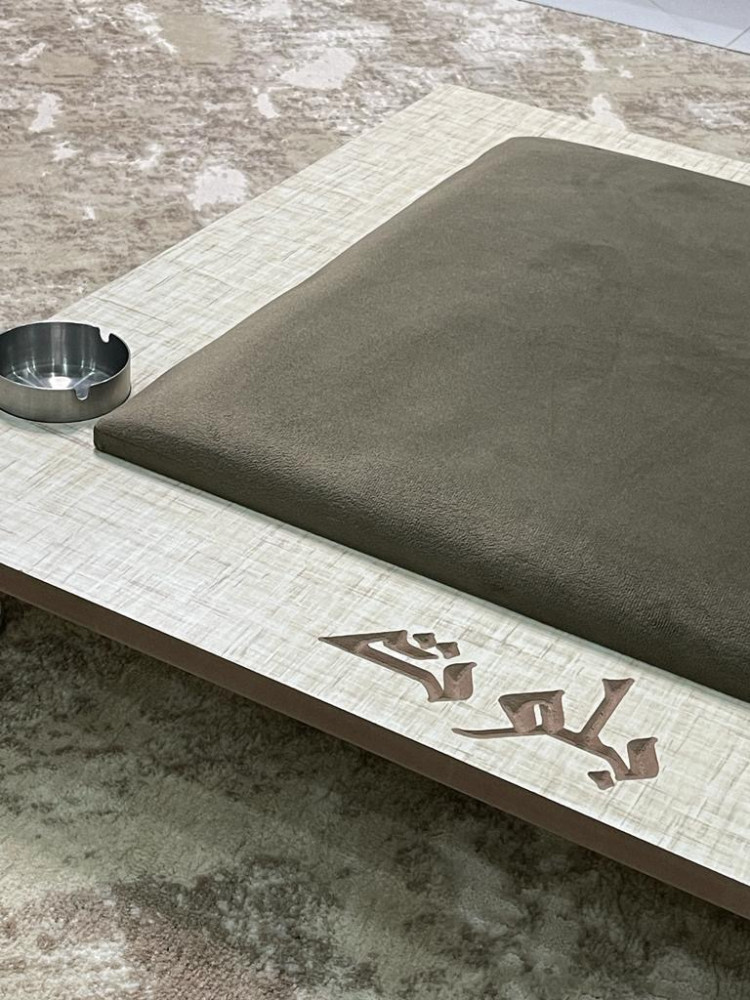 طاولة بلوت ارضية دبل