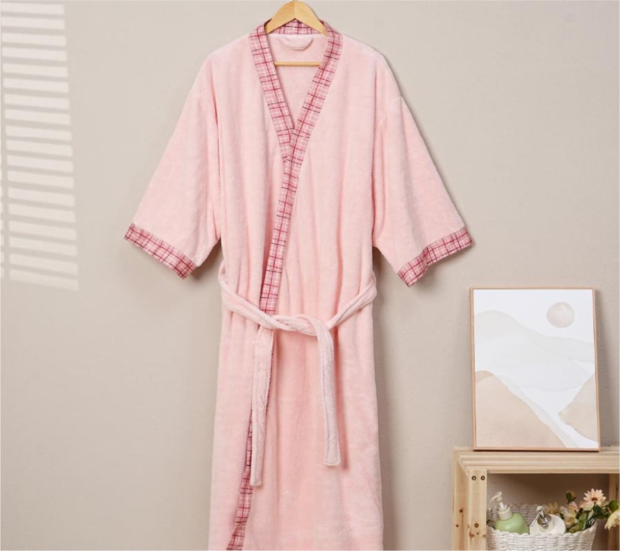 Bathrobe with decorated edge, large size, single piece, rose