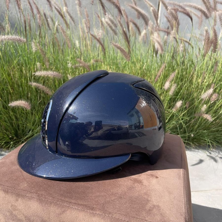 CAP CROMO DIAMOND BLUE , CHROME FRAME AND BUTTON BLUE, DIAMOND GRID POLO PEAK