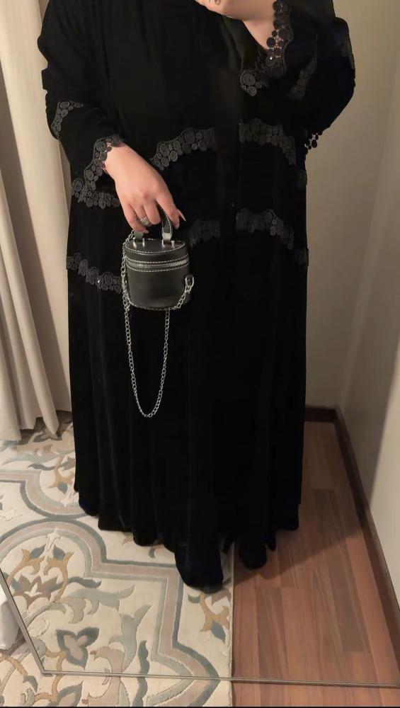 منى