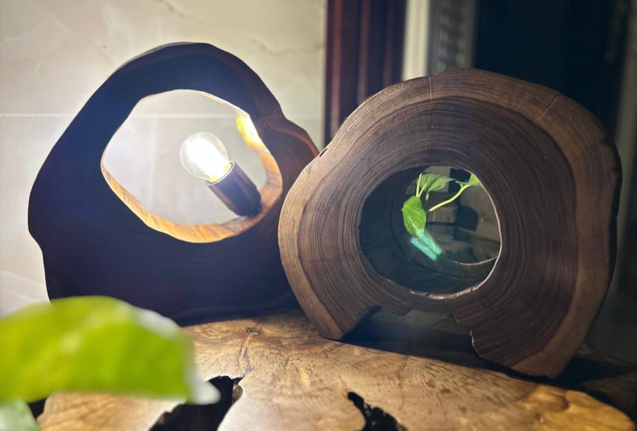 A masterpiece made of natural wood consisting of two pieces