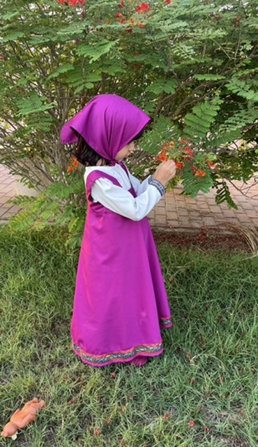 فستان ماشا (مع ربطة الرأس)