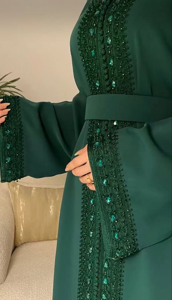 قفطان زمرد أخضر