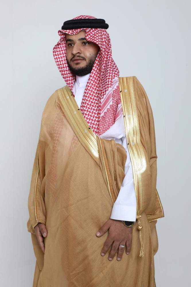 بشت الهندام زعفراني ملكي