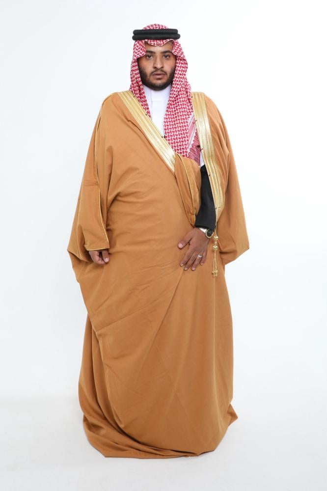 Soft Bisht and Zafaran-colored border