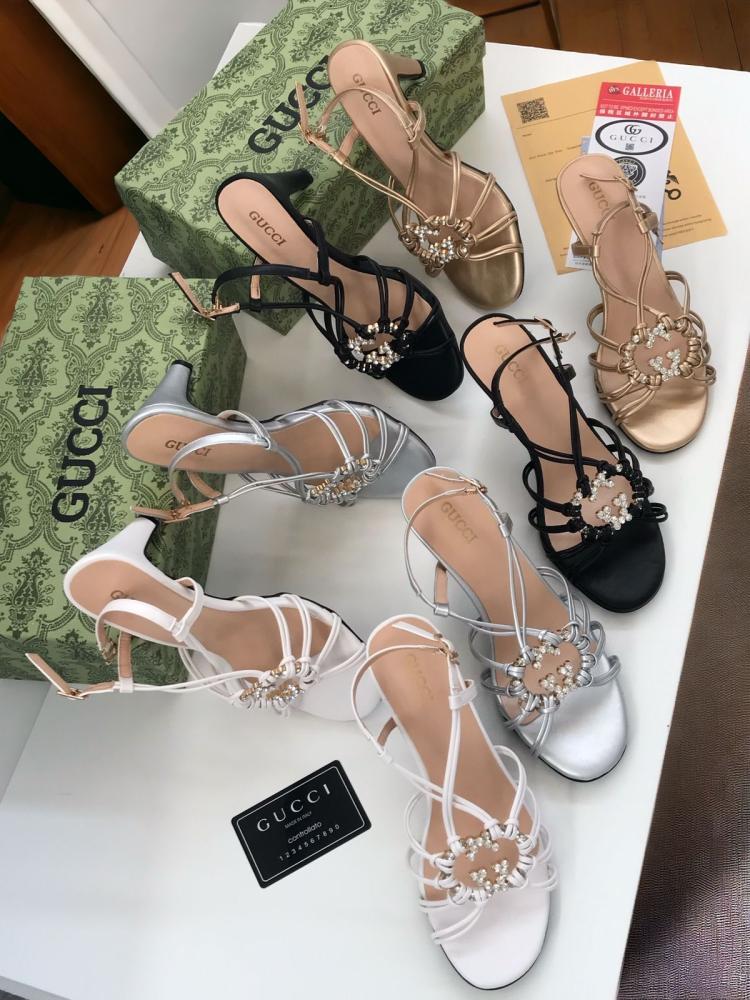 كعب قوتشي