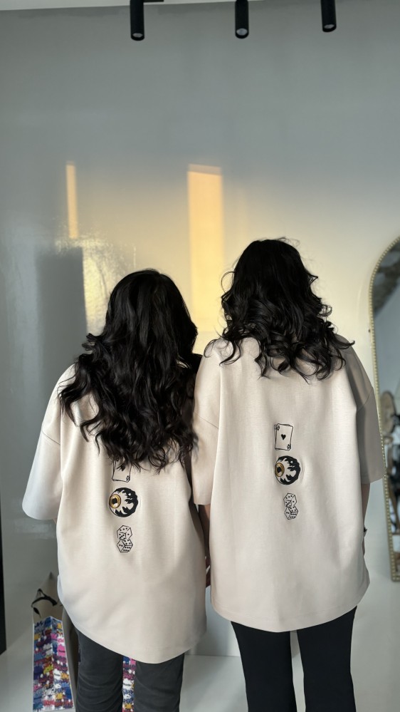 Beige T-shirt