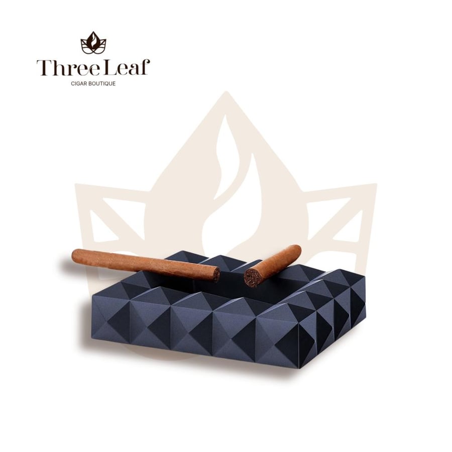 Colibri Quasar Ashtray Navy Blueمنفضة كوليبري كوازار - أزرق كحلي
