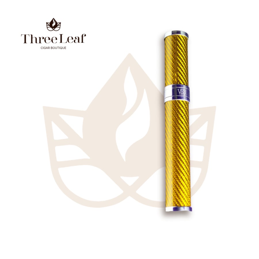 VSB London Gloss Gold Carbon Fibre & Stainless-Steel Cigar Tube / أنبوب سيجار من ألياف الكربون الذهبية اللامعة والفولاذ المقاوم للصدأ من VSB لندن