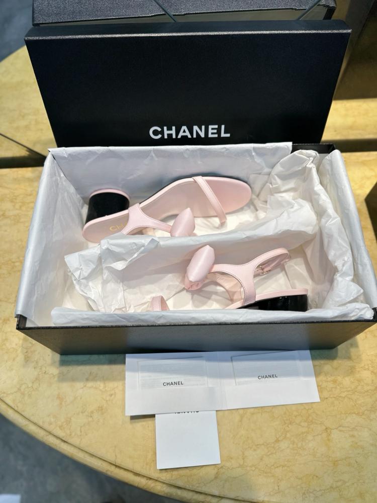 Chanel sandal height 4.5cm