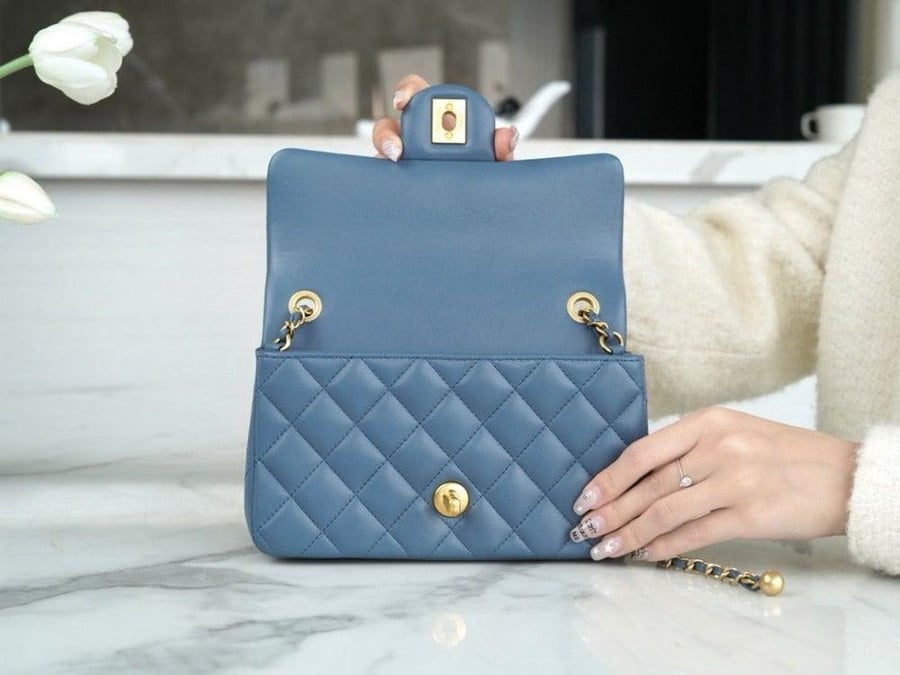 Chanel Flap Classic size 20cm