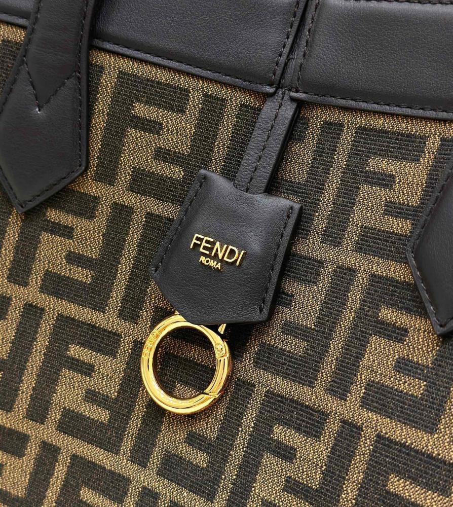 Fendi origami size 27cm