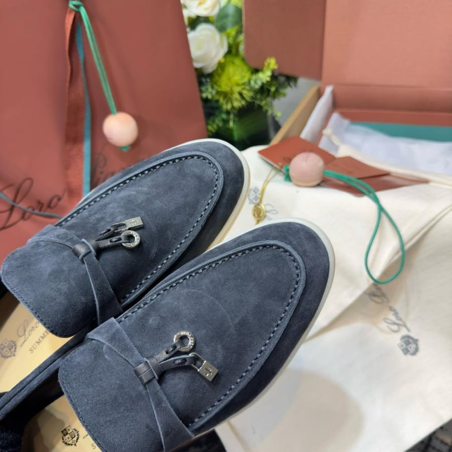 Women's European-style shoes