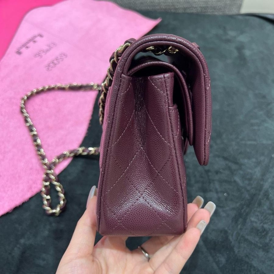 Chanel Classic size 23cm