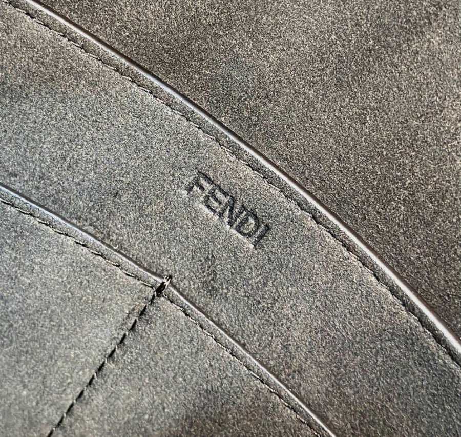 Fendi origami size 27cm