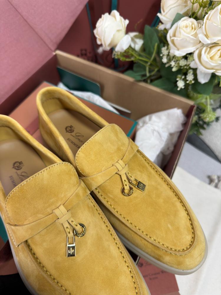 Women's European-style shoes