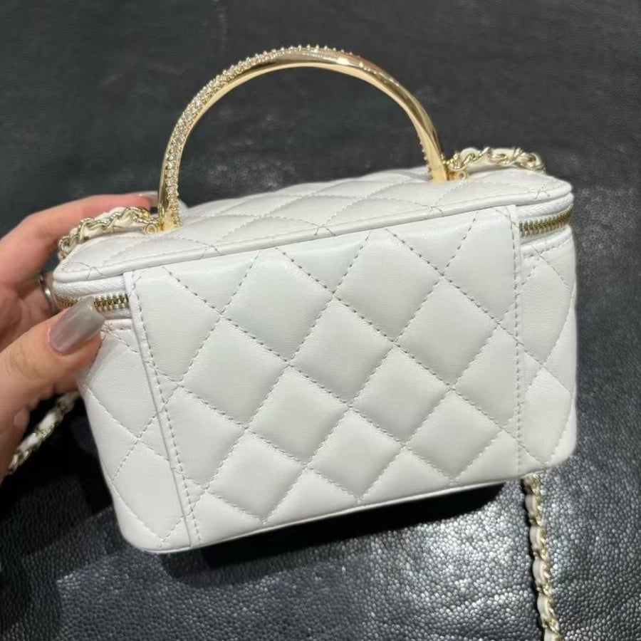 Chanel bag 17cm